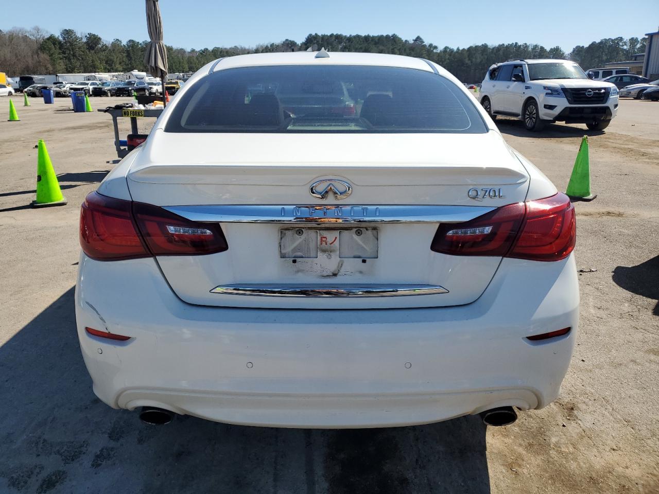 2015 INFINITI Q70L 3.7 - Image 6