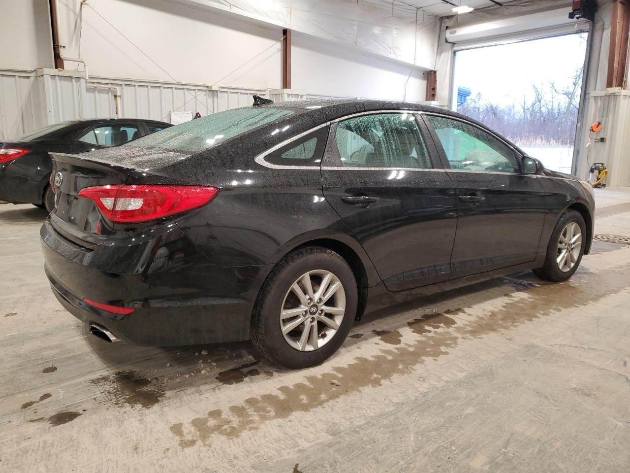 2017 HYUNDAI SONATA SE - Фото 3