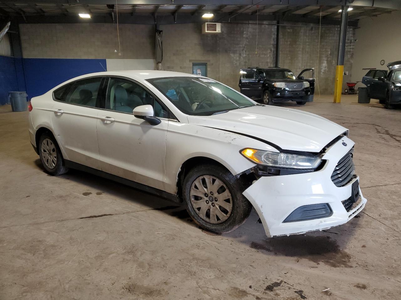 2014 FORD FUSION S - Image 4