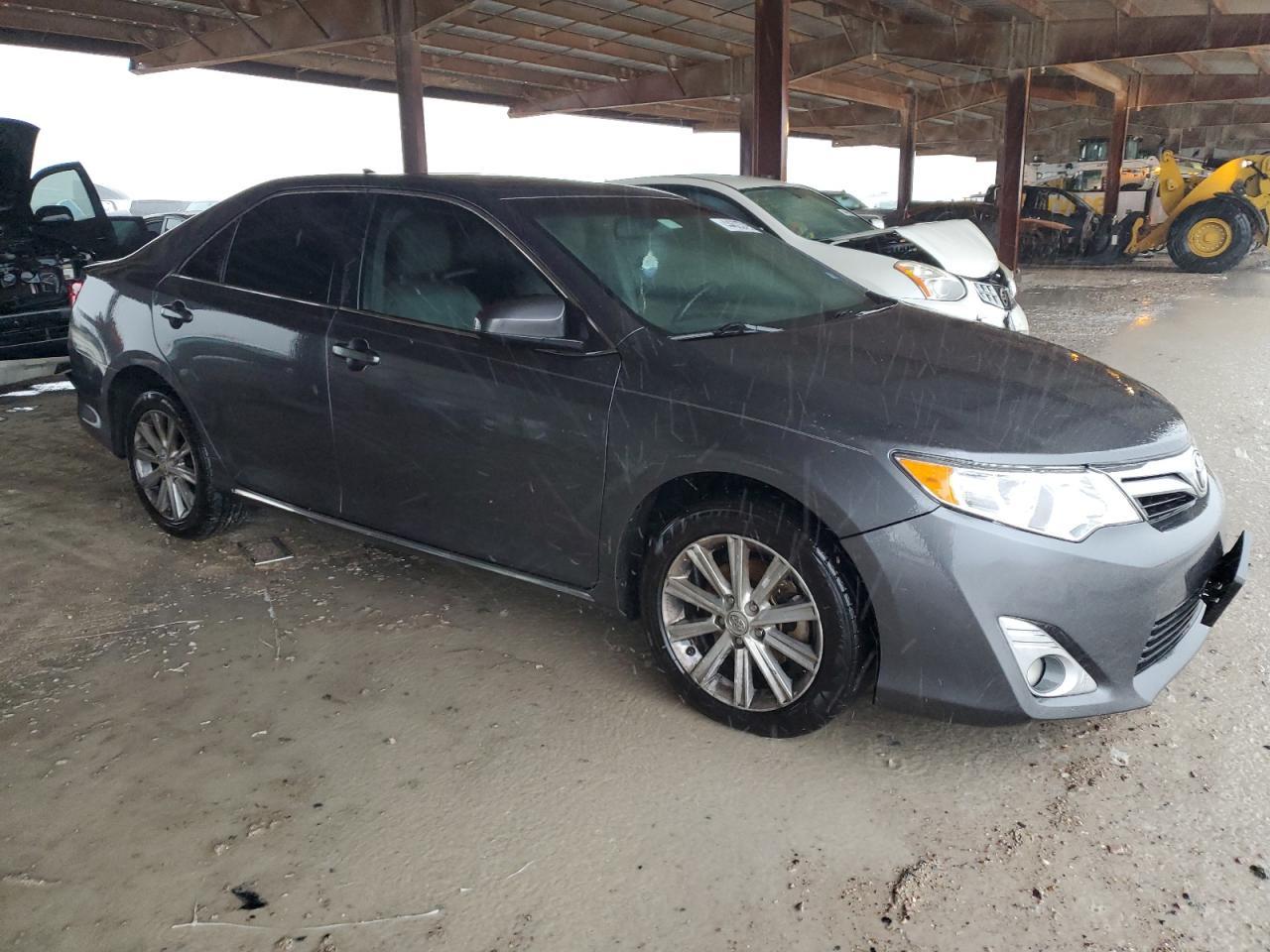 2012 TOYOTA CAMRY SE - Image 4