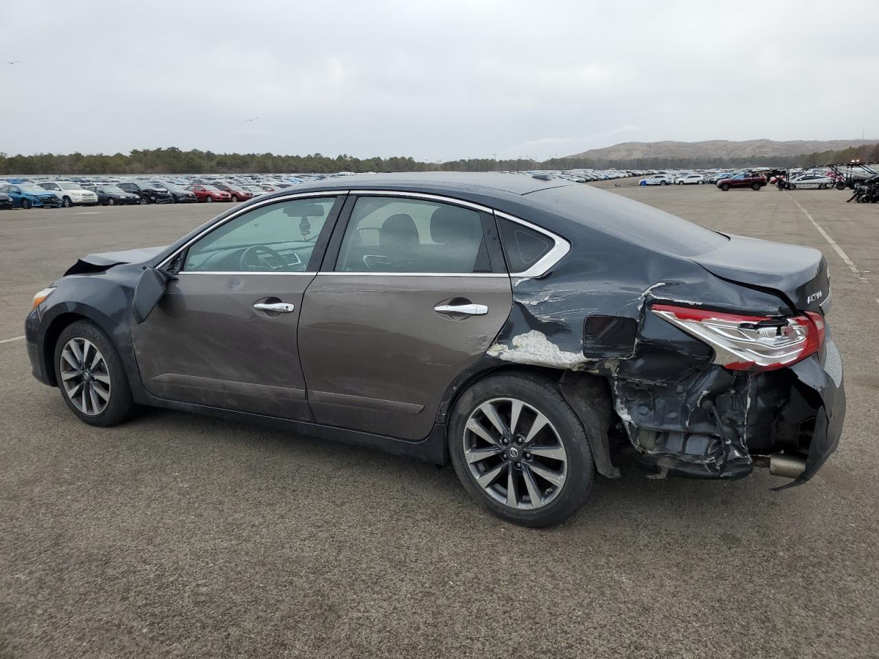 2017 NISSAN ALTIMA 2.5 - Image 2