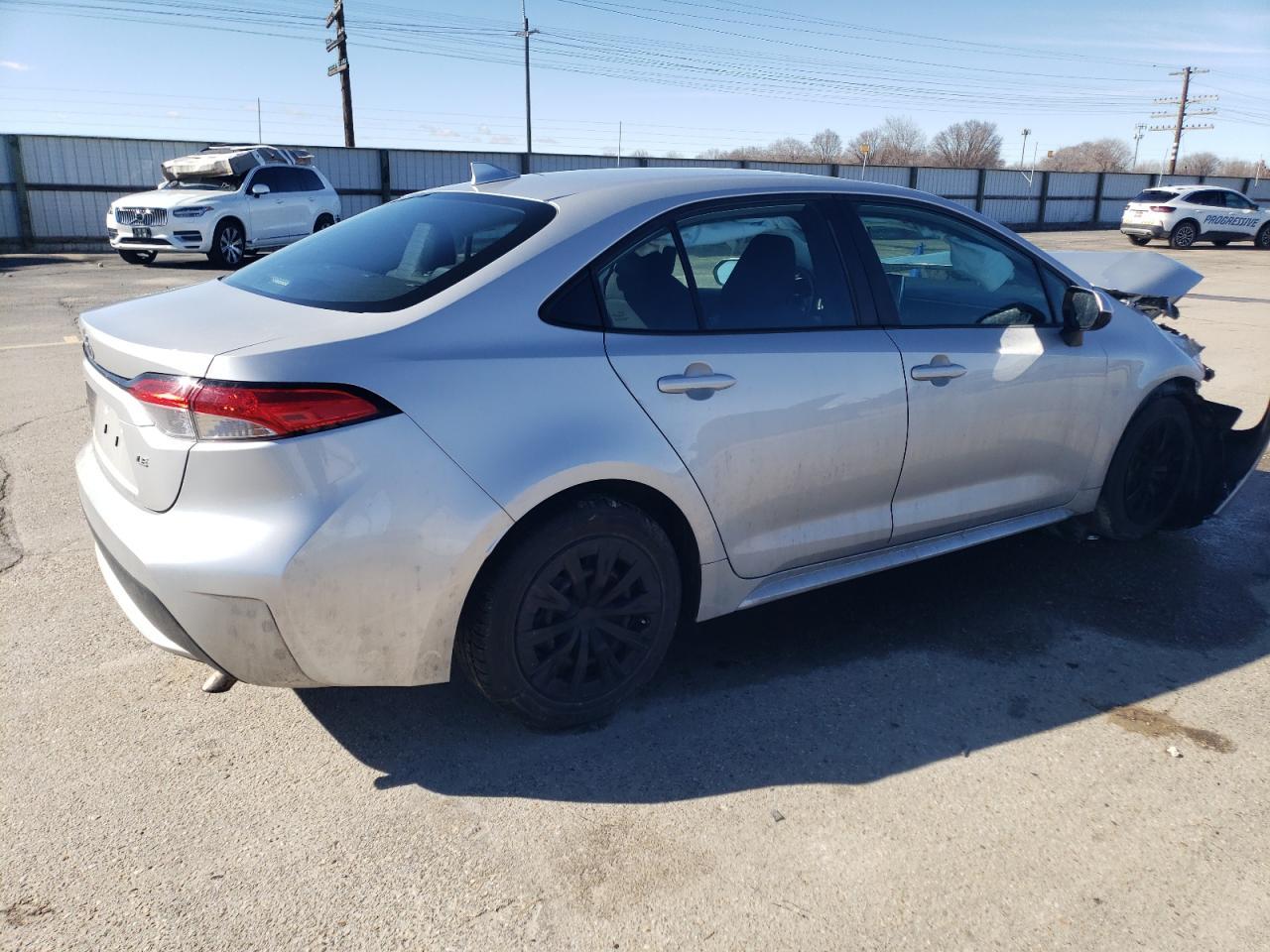 2021 TOYOTA COROLLA LE - Фото 3