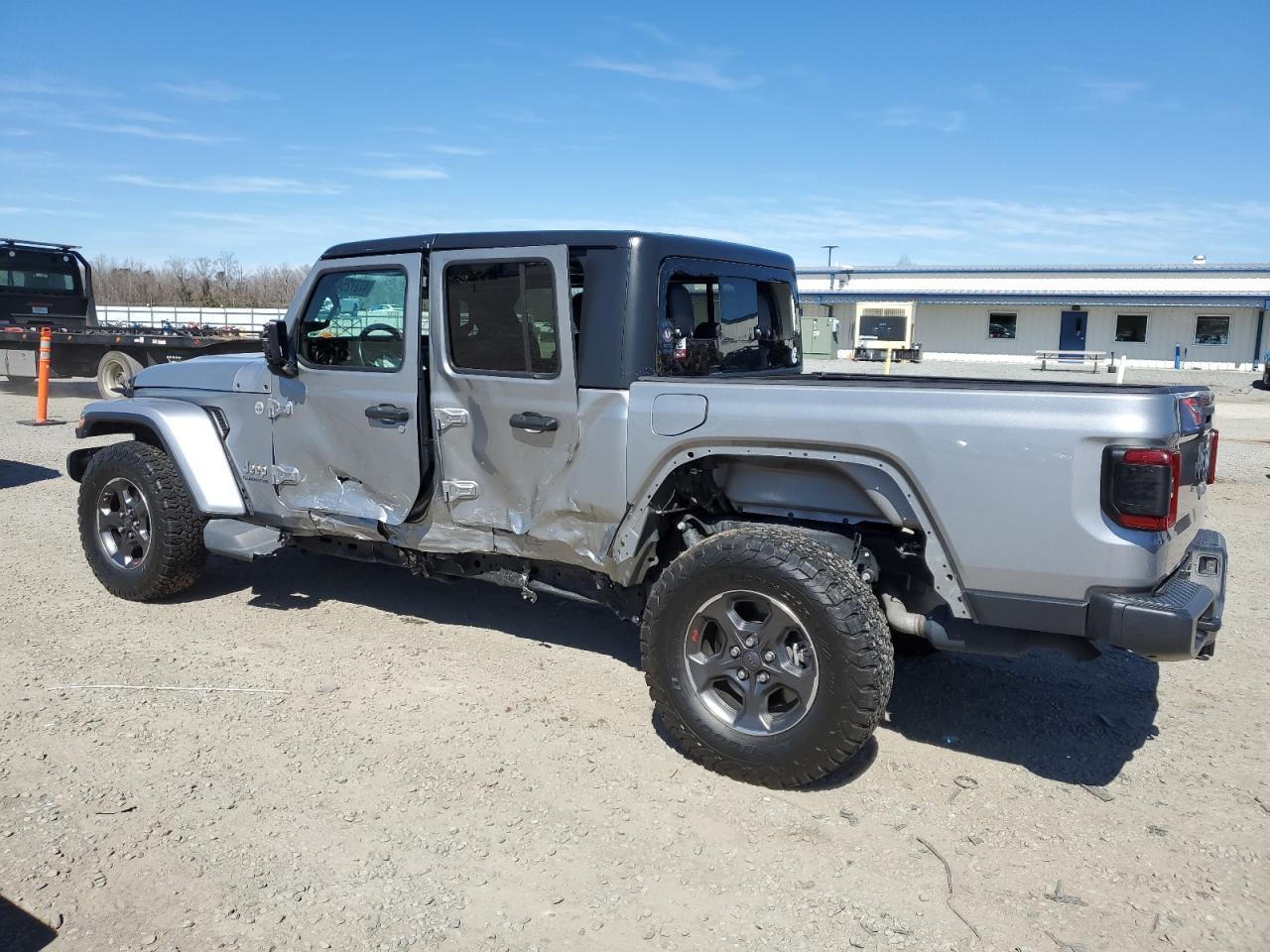 2020 JEEP GLADIATOR - Image 2