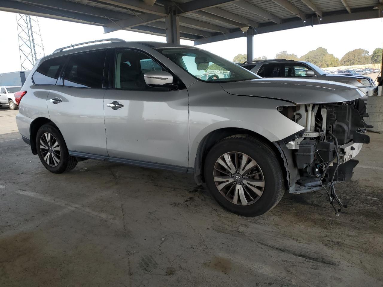 2017 NISSAN PATHFINDER - Фото 4