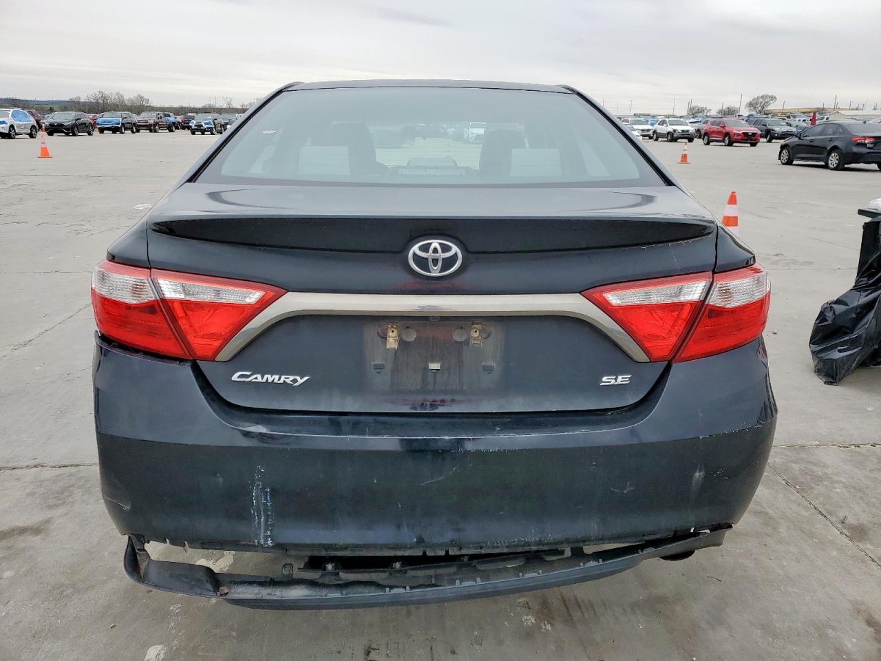 2015 TOYOTA CAMRY LE - Фото 6