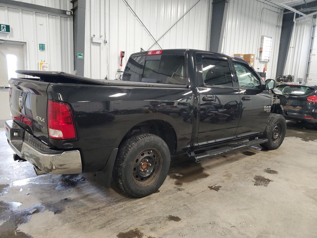 2019 RAM 1500 CLASS - Image 3