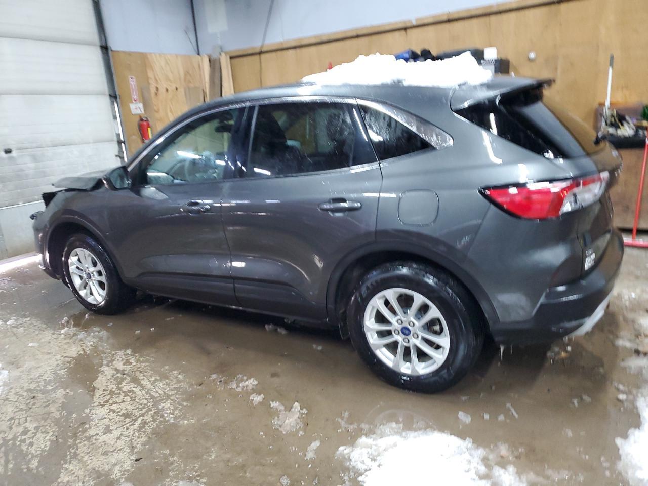 2020 FORD ESCAPE SE - Image 2