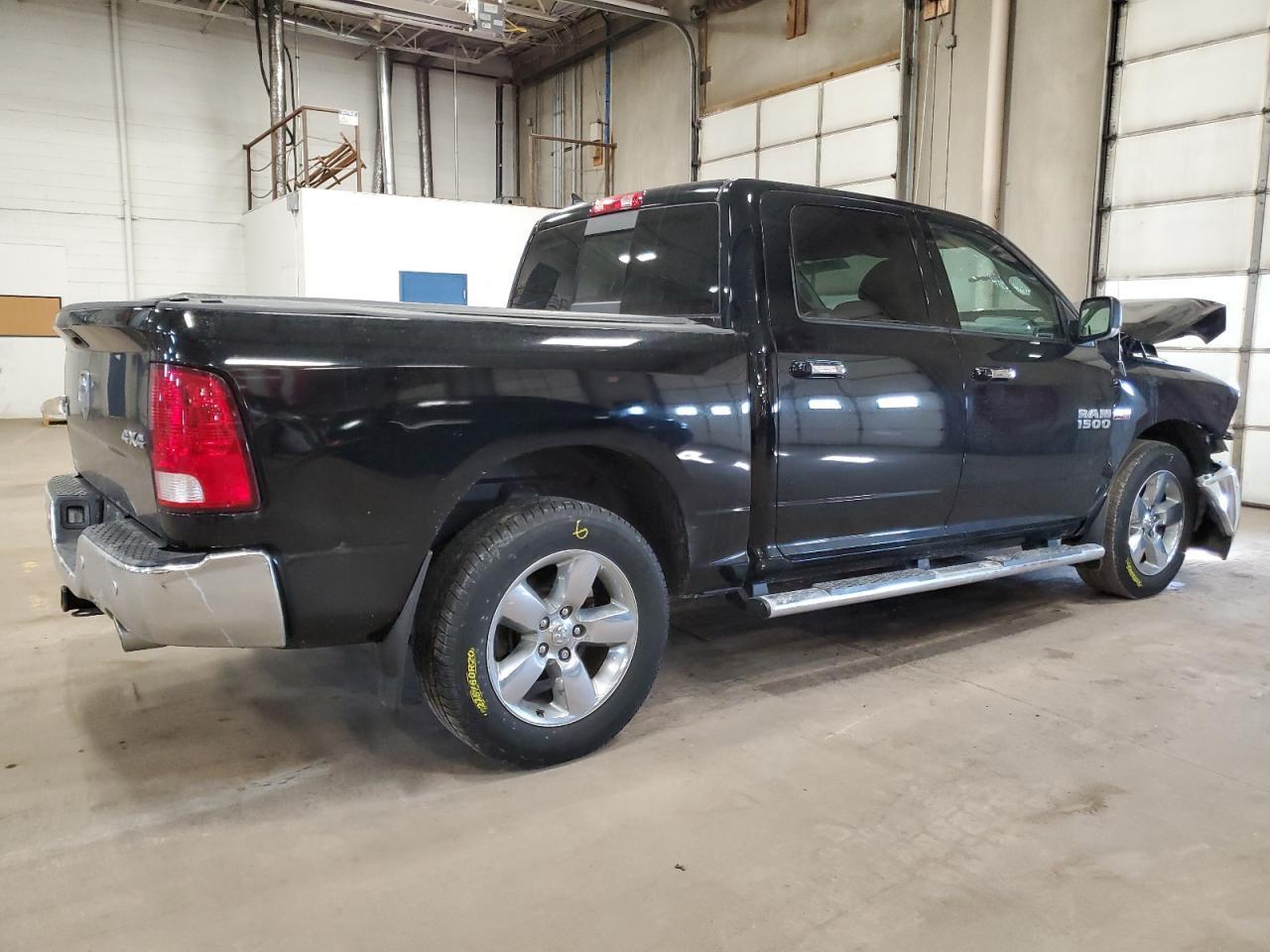2014 RAM 1500 SLT - Фото 3