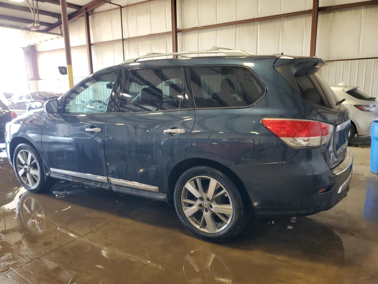 2013 NISSAN PATHFINDER - Фото 2