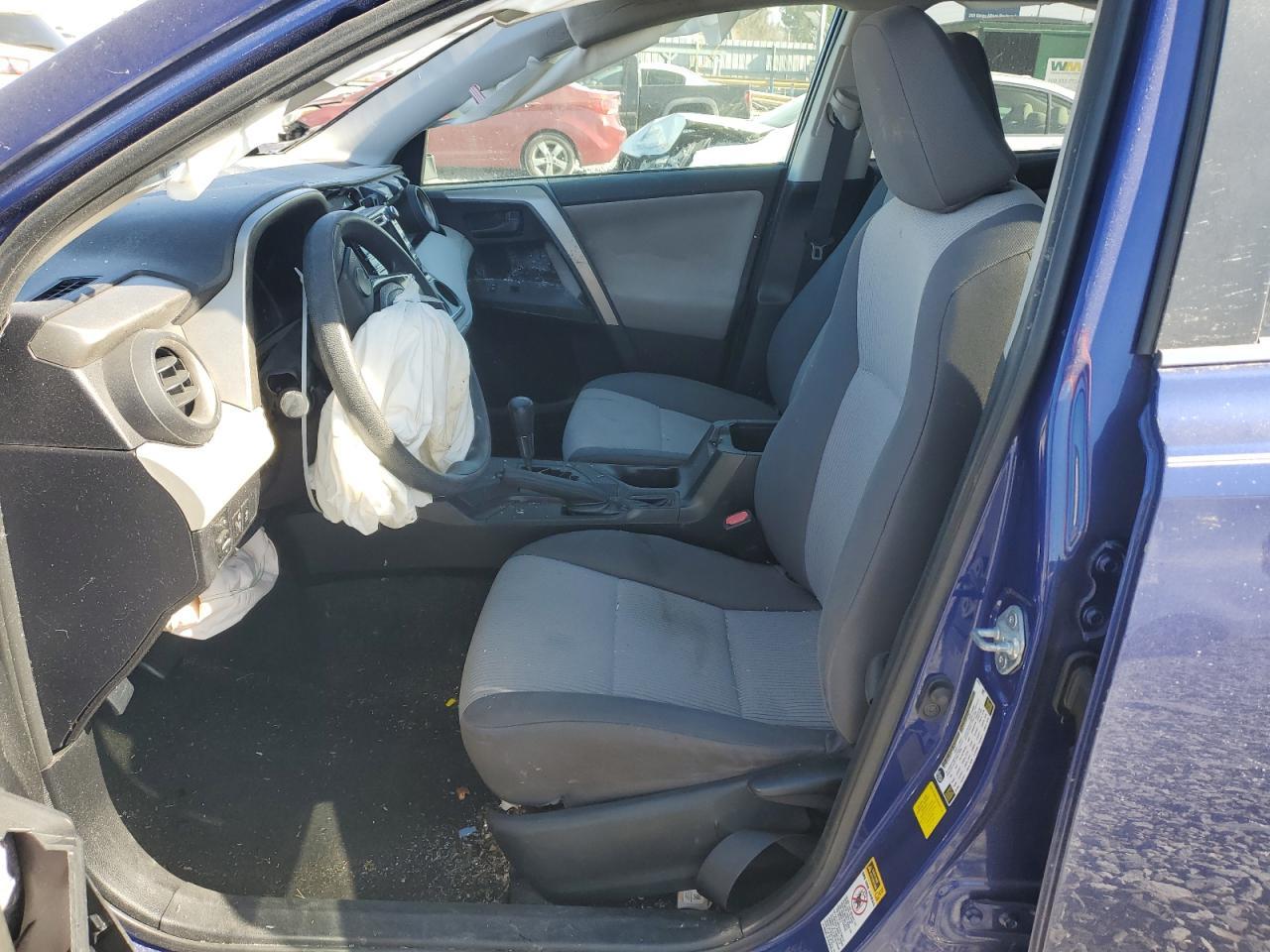 2014 TOYOTA RAV4 LE - Фото 7