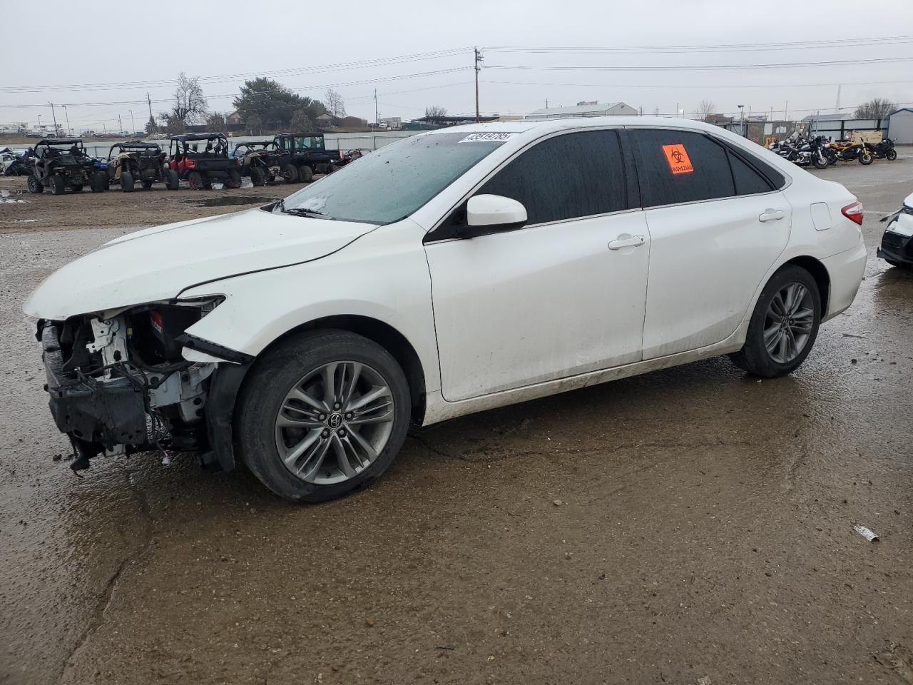 2016 TOYOTA CAMRY LE