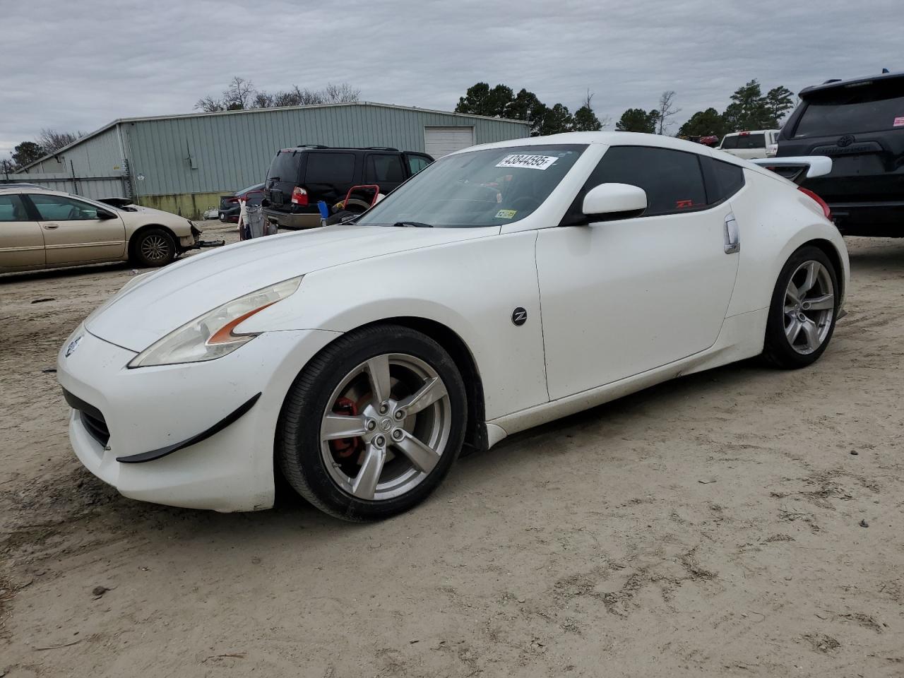 2010 NISSAN 370Z