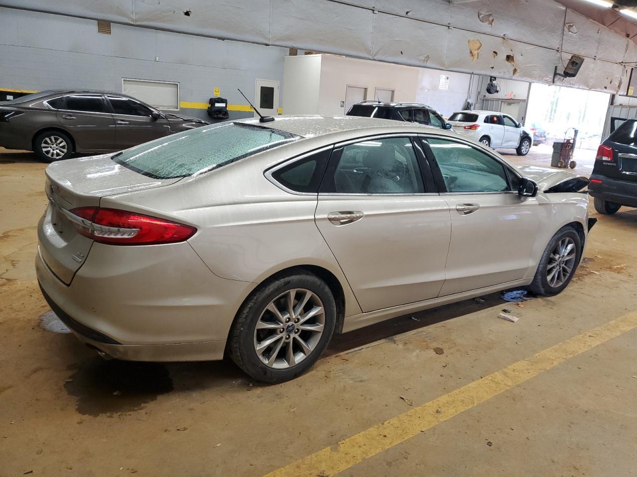 2017 FORD FUSION SE - Фото 3