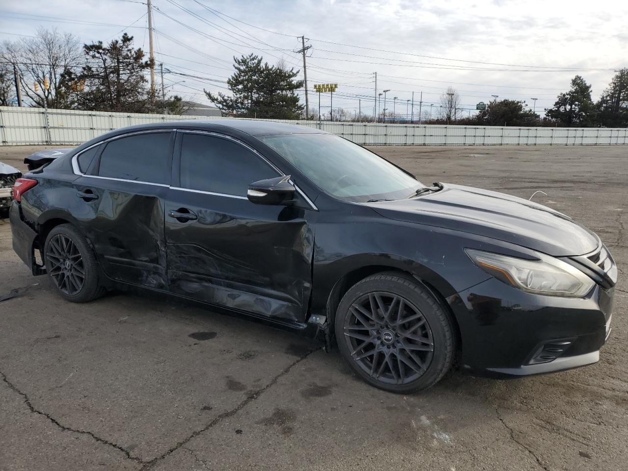 2017 NISSAN ALTIMA 2.5 - Фото 4