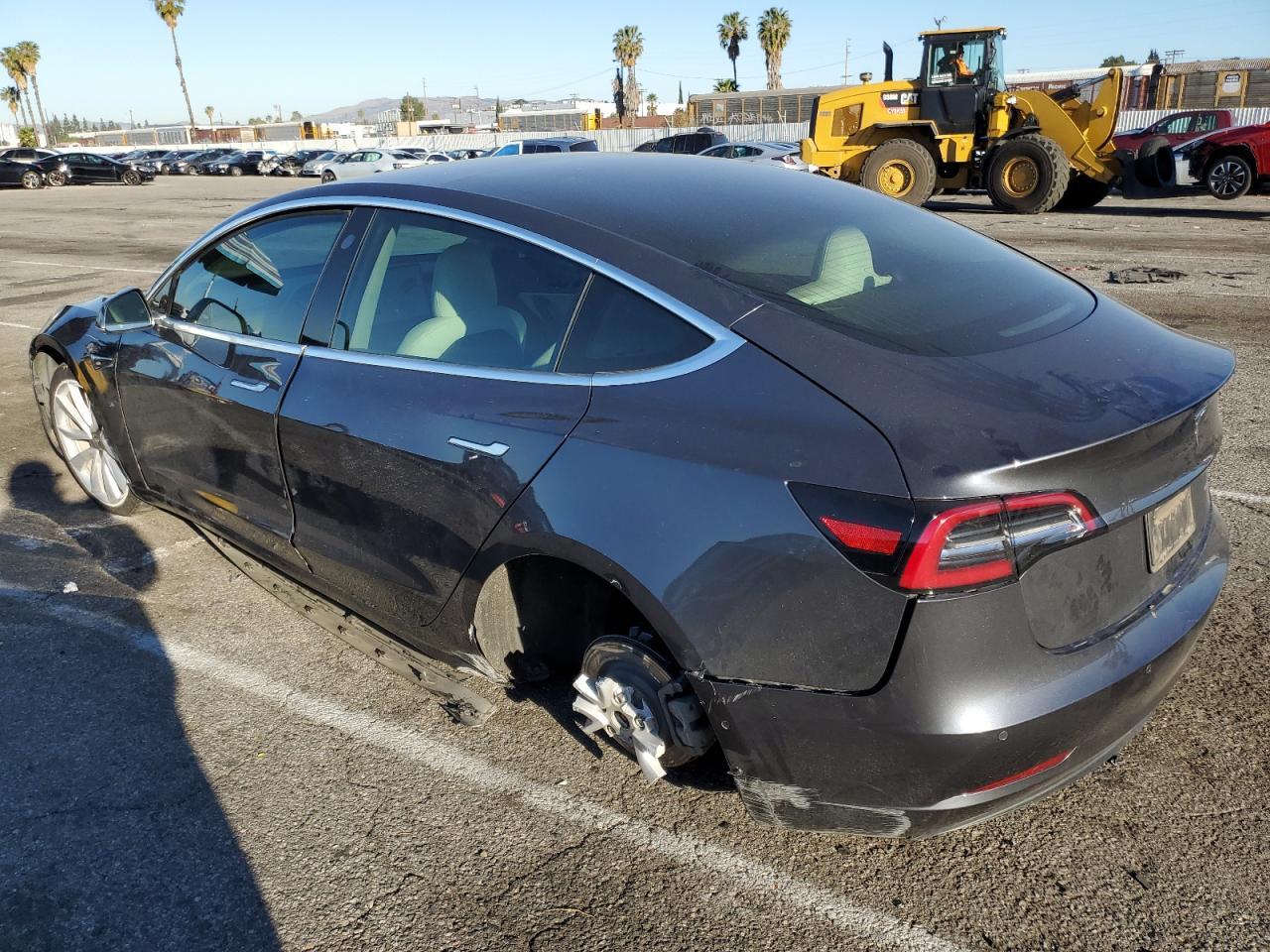 2019 TESLA MODEL 3 - Фото 2