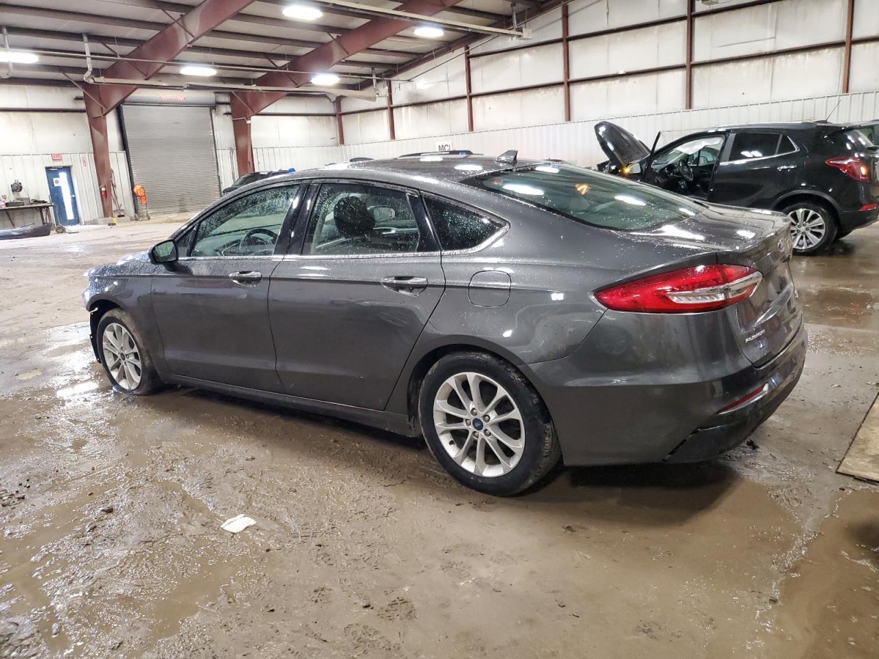 2020 FORD FUSION SE - Фото 2