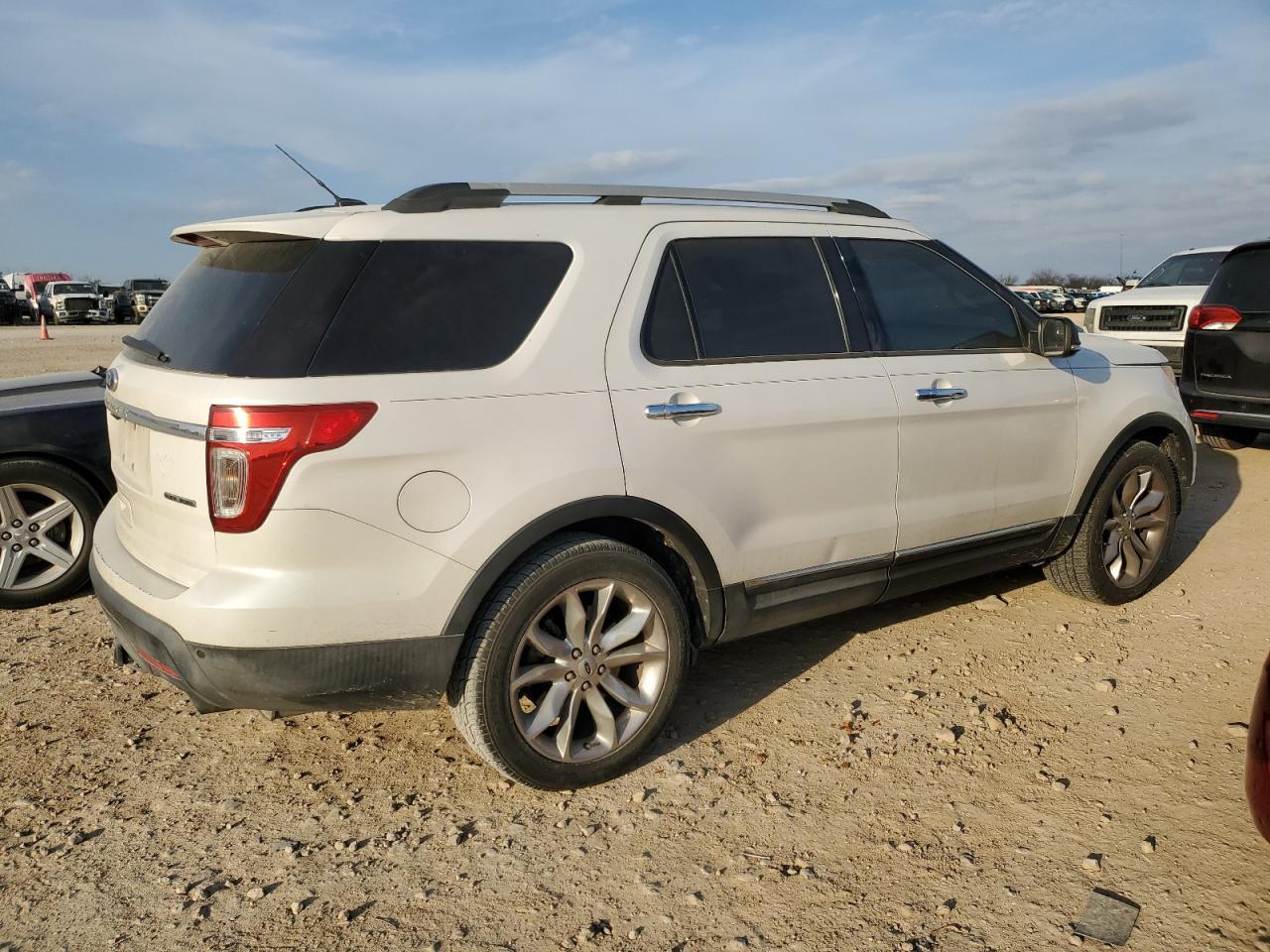 2013 FORD EXPLORER X - Image 3