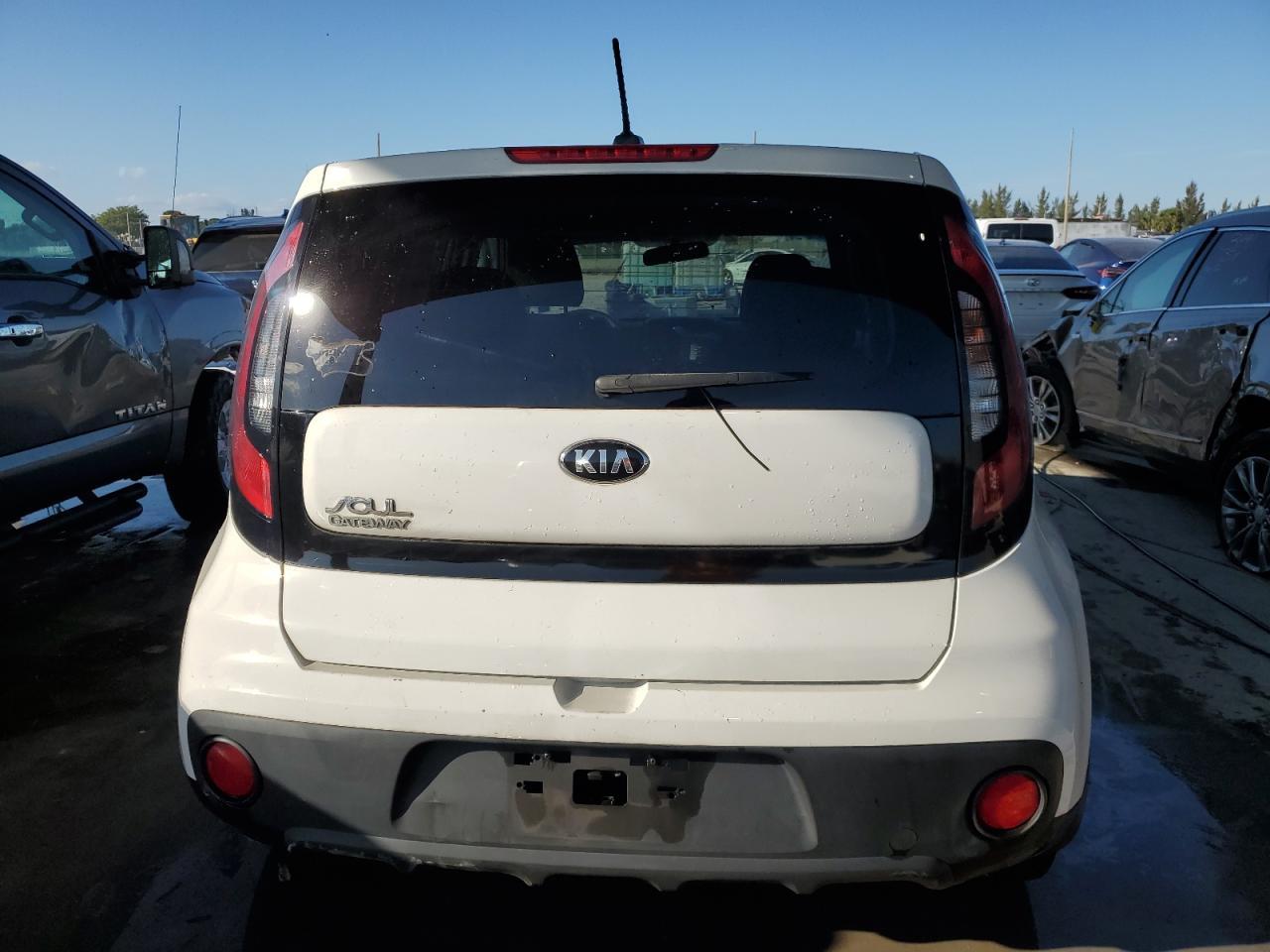 2017 KIA SOUL - Фото 6