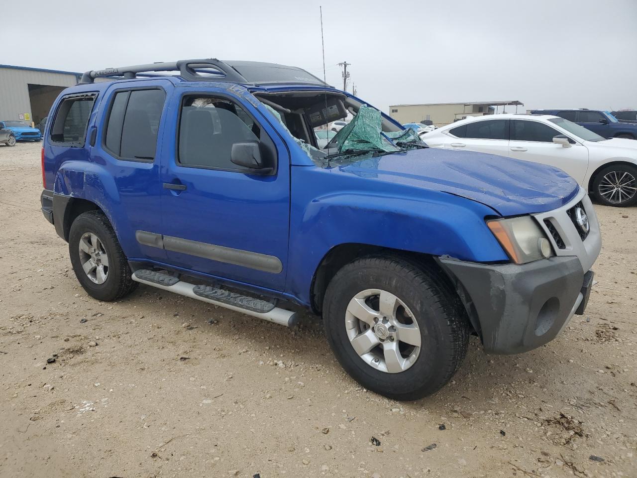 2012 NISSAN XTERRA OFF - Image 4