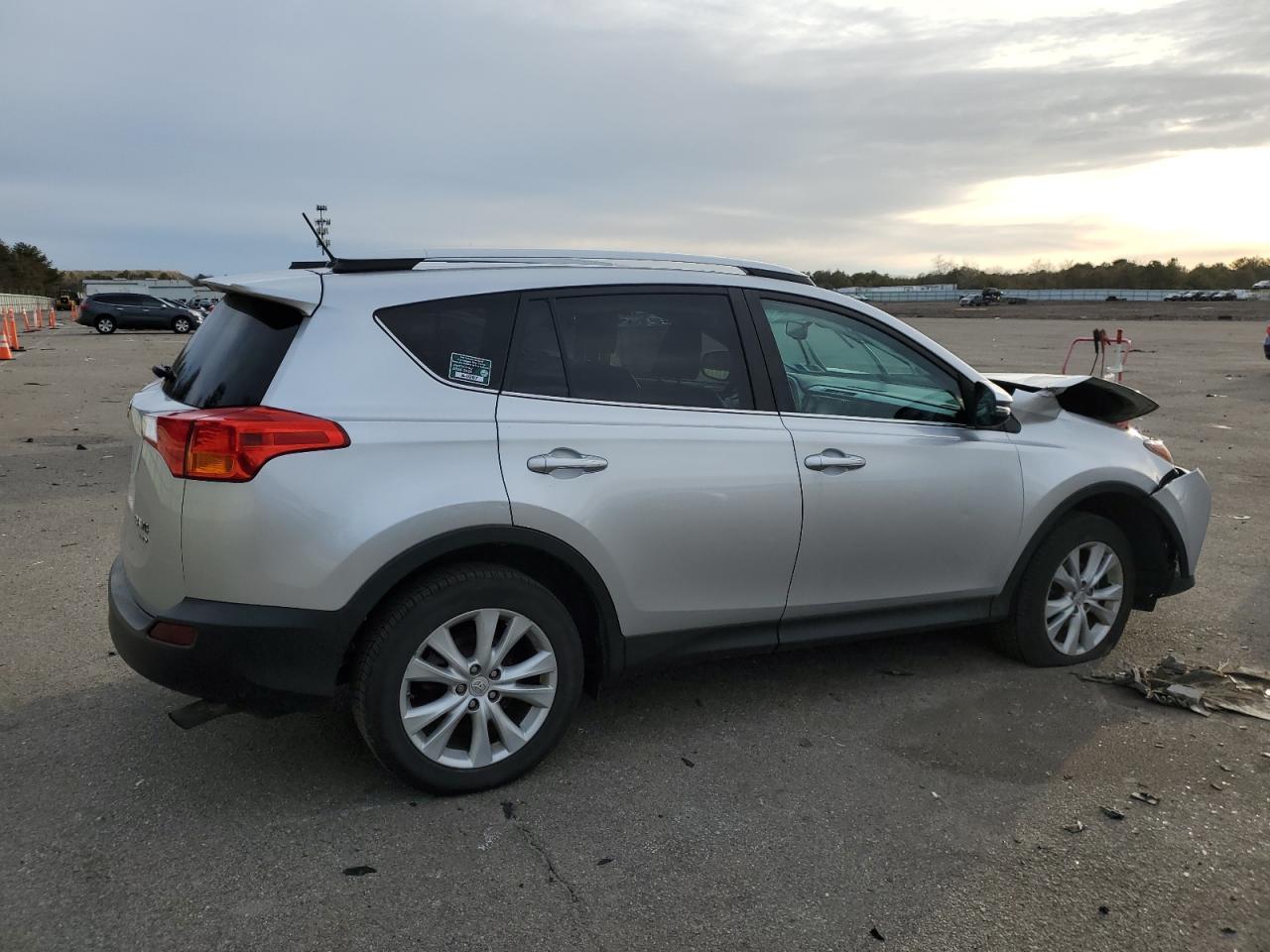 2014 TOYOTA RAV4 LIMIT - Image 3