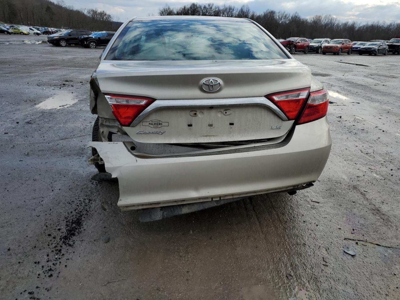 2017 TOYOTA CAMRY LE - Фото 6