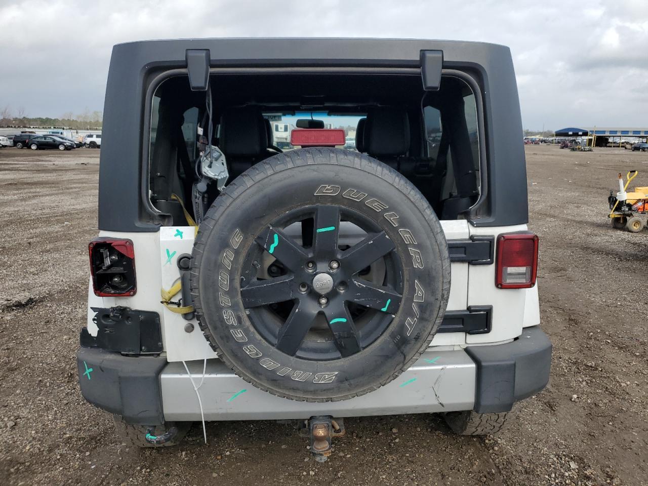 2014 JEEP WRANGLER U - Image 6