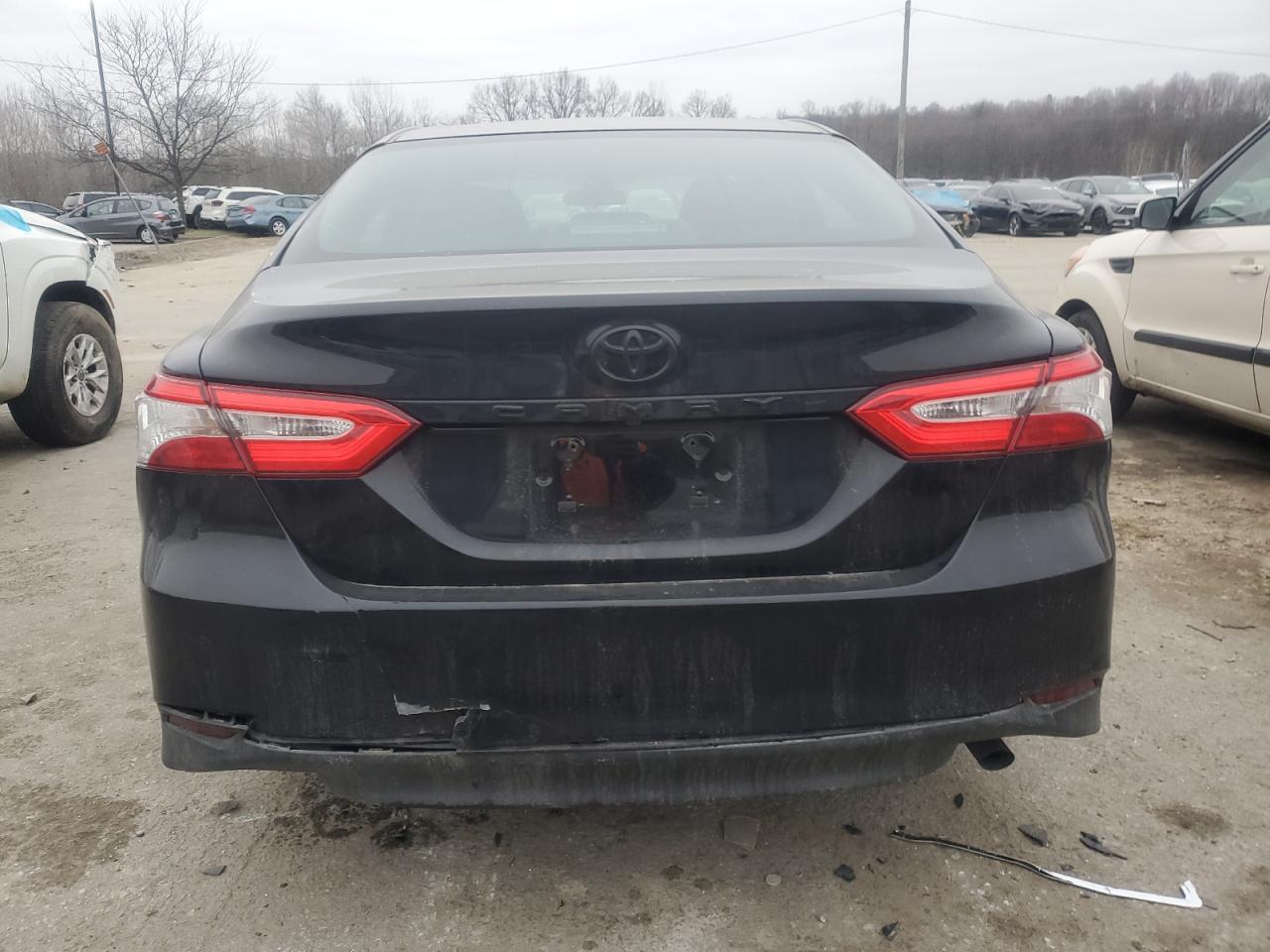 2018 TOYOTA CAMRY L - Image 6
