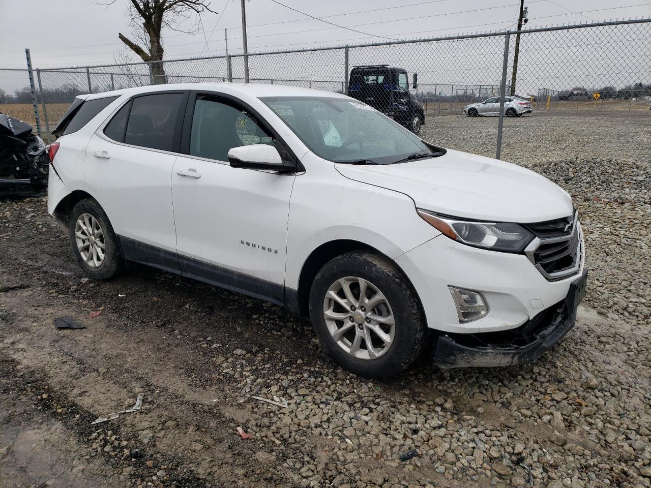 2019 CHEVROLET EQUINOX LT - Image 4