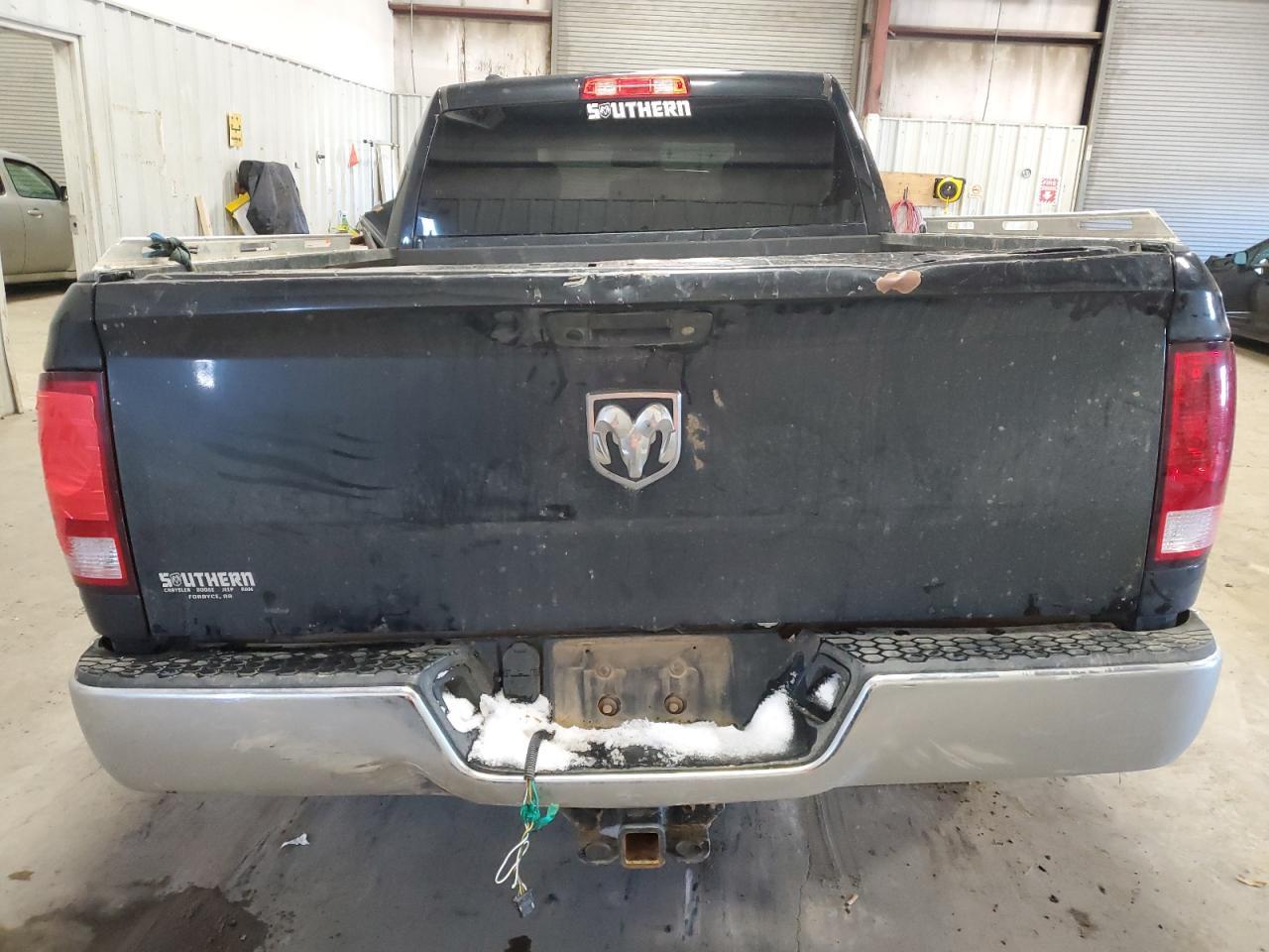 2018 RAM 1500 ST - Image 6