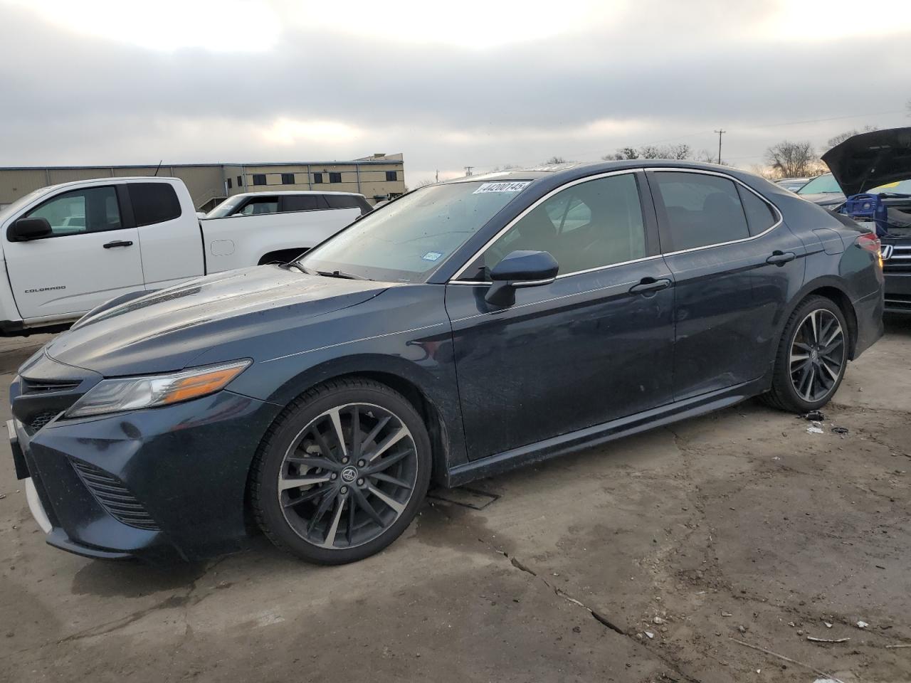 2019 TOYOTA CAMRY XSE