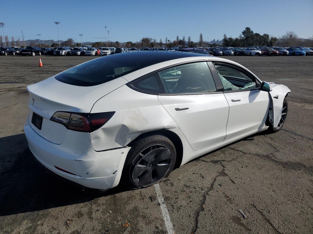 2023 TESLA MODEL 3 - Image 3