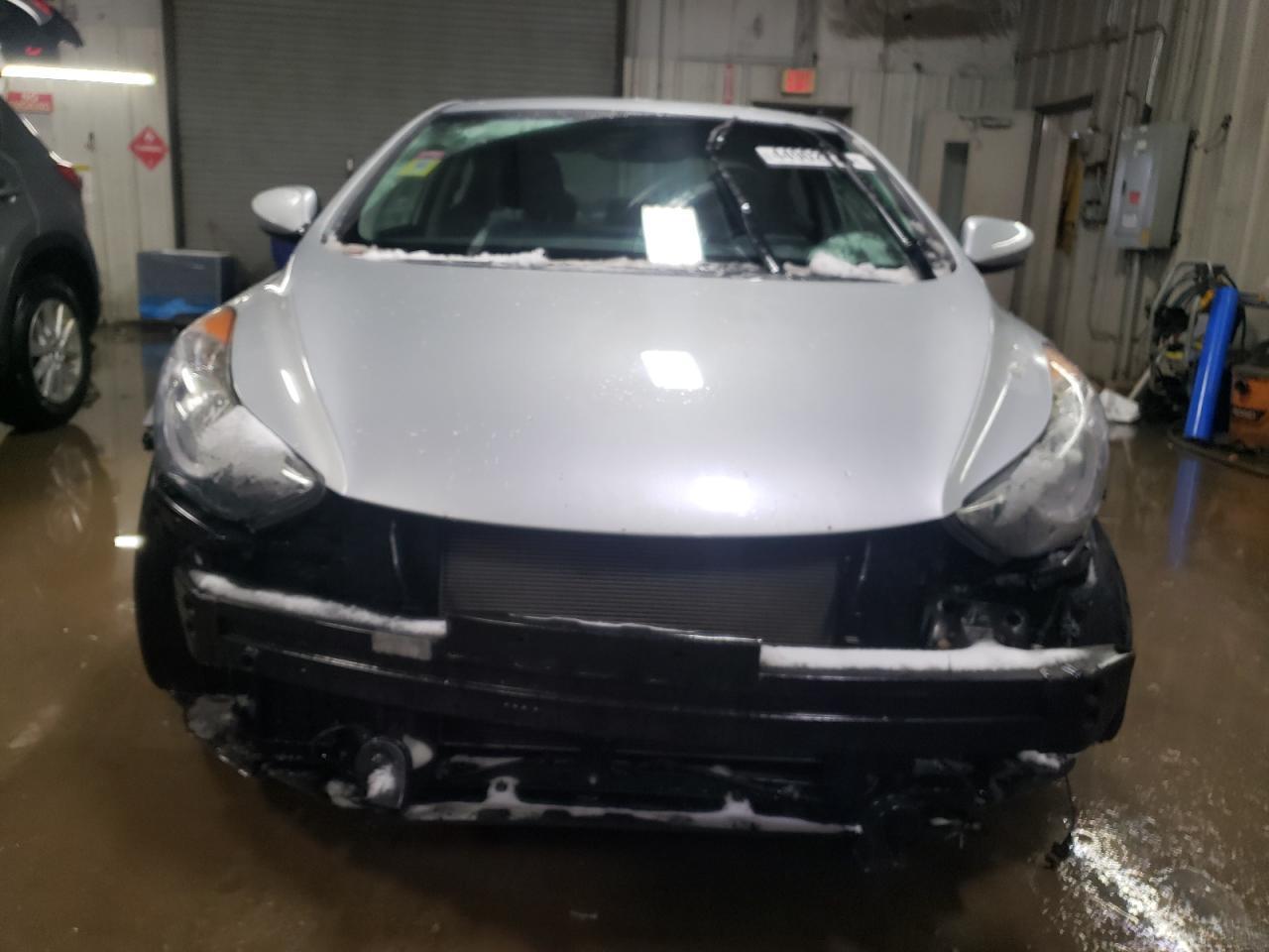 2013 HYUNDAI ELANTRA GL - Image 5