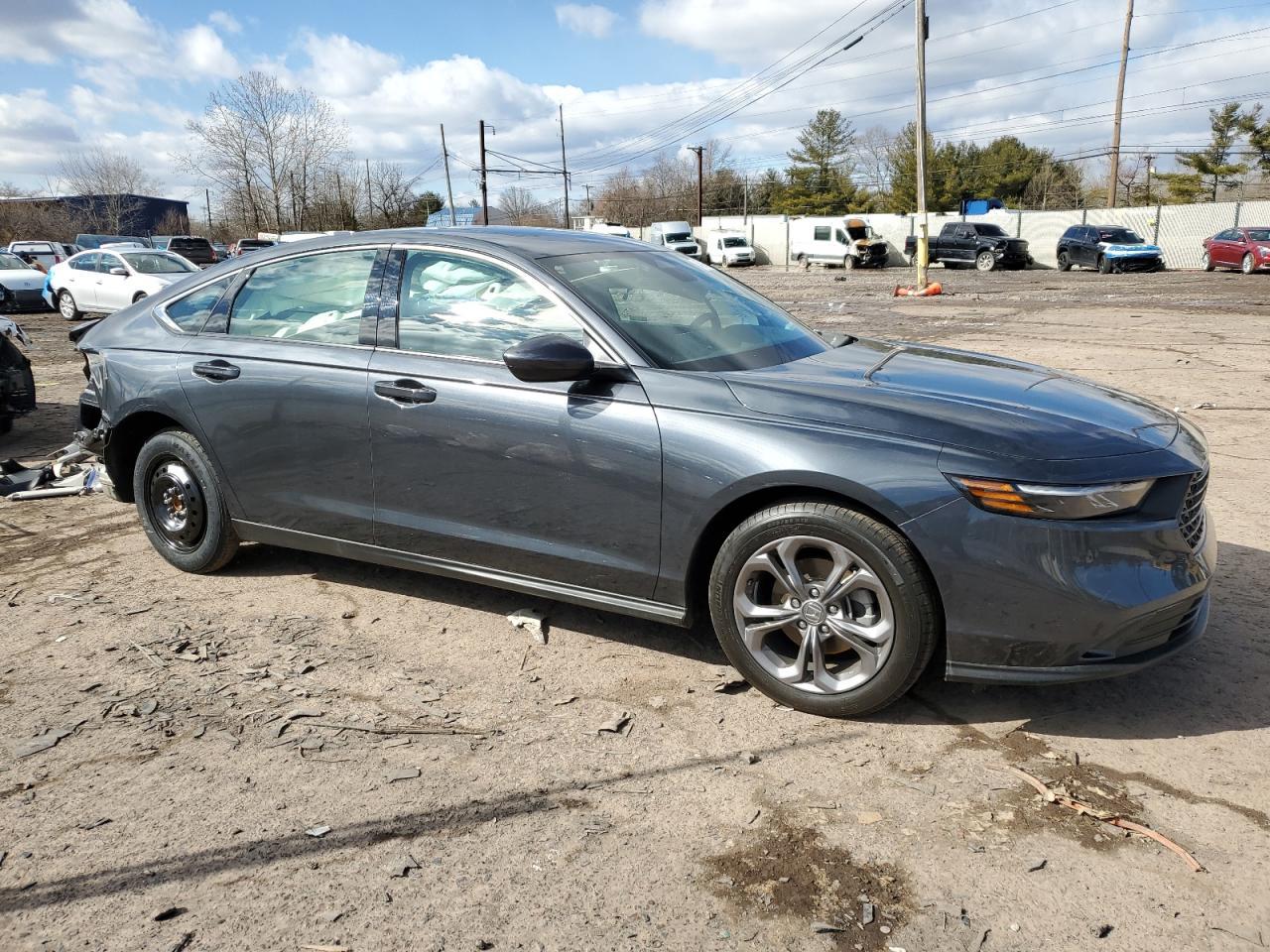 2024 HONDA ACCORD EX - Image 4