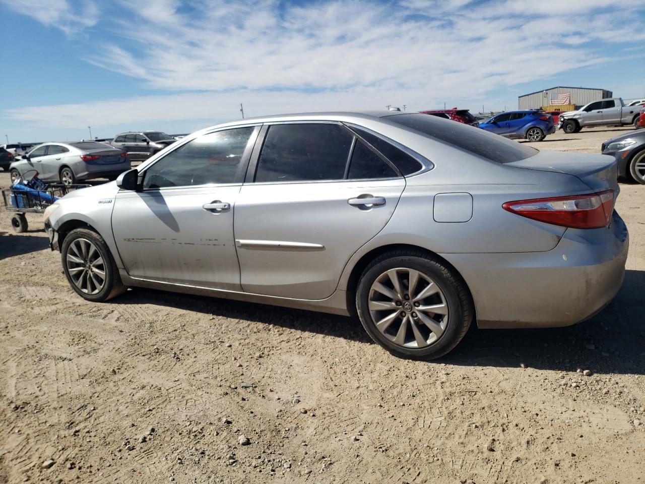 2016 TOYOTA CAMRY HYBR - Фото 2