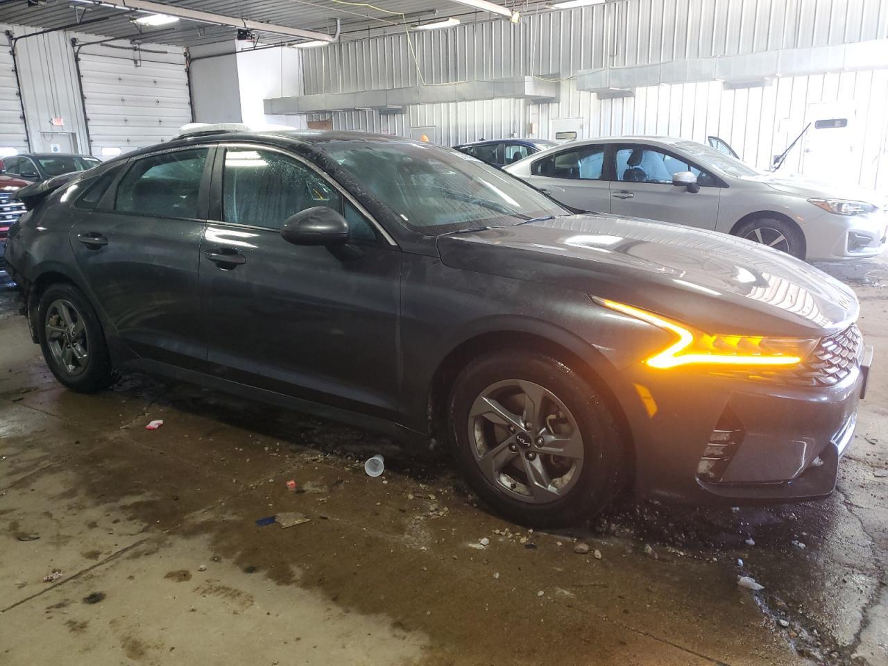 2023 KIA K5 LXS - Image 4