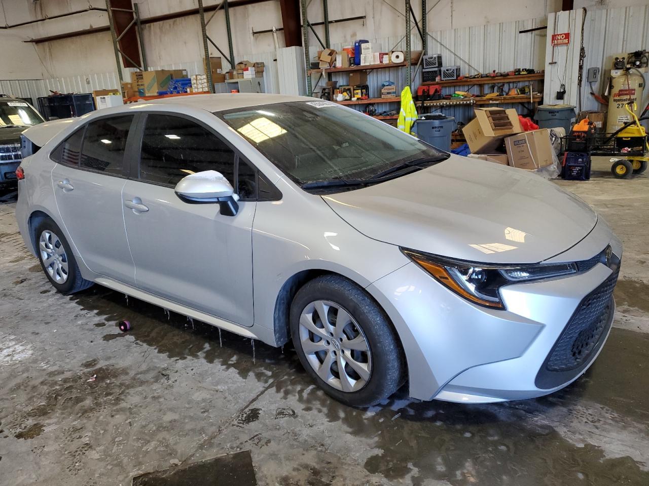 2021 TOYOTA COROLLA LE - Фото 4