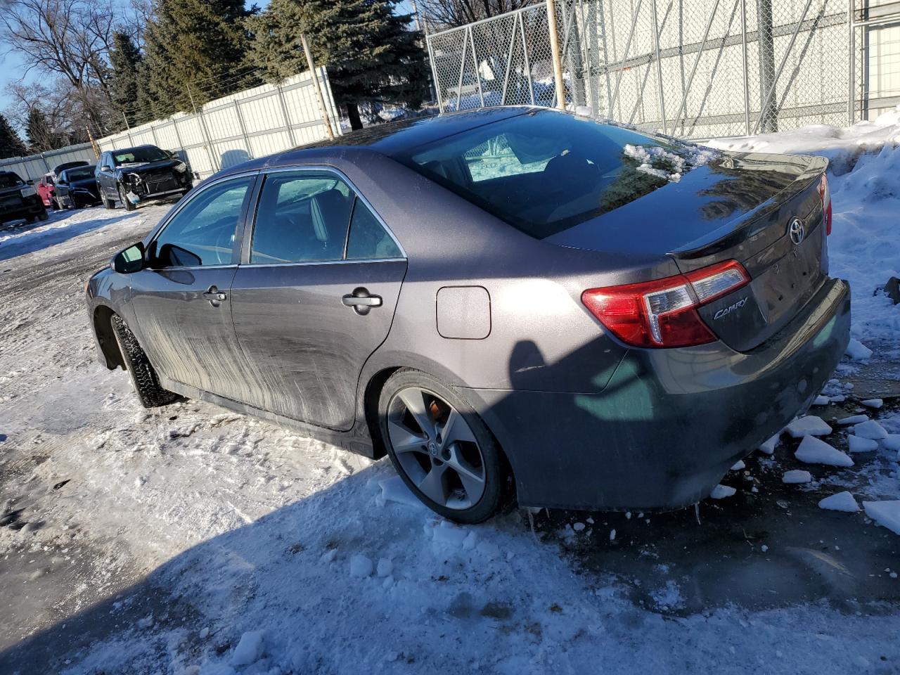 2014 TOYOTA CAMRY L - Image 2