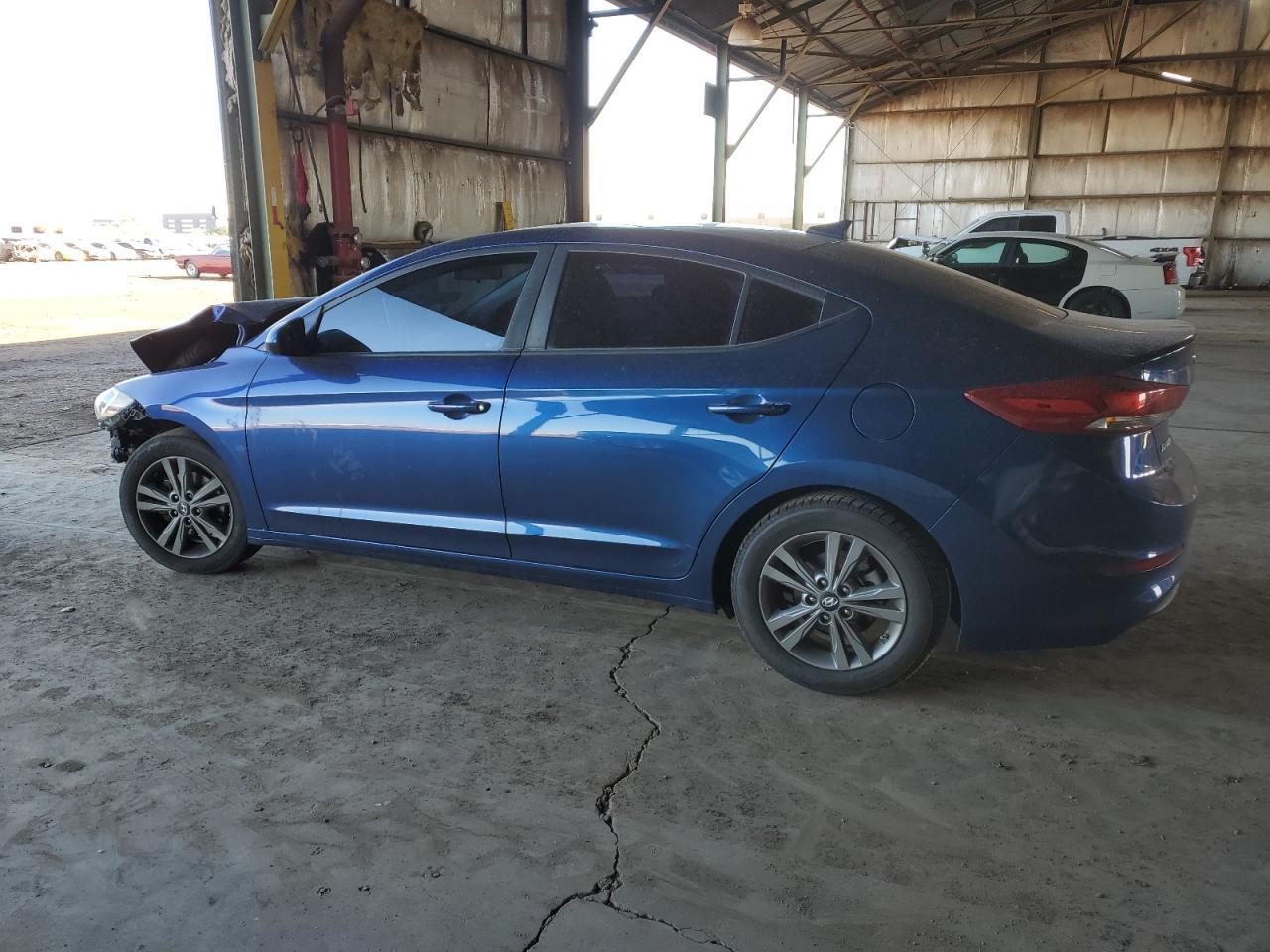2018 HYUNDAI ELANTRA SE - Фото 2