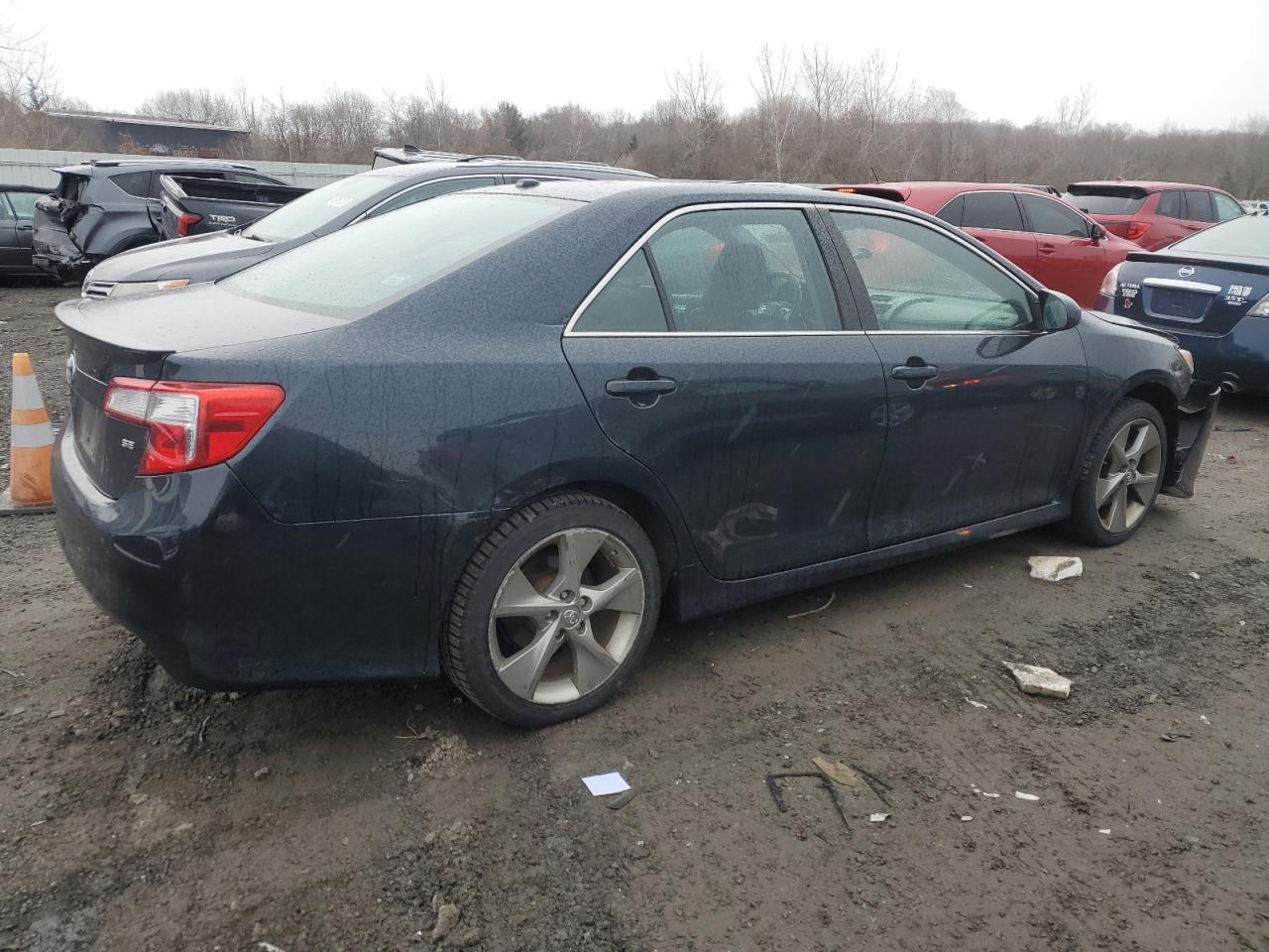 2014 TOYOTA CAMRY L - Image 3