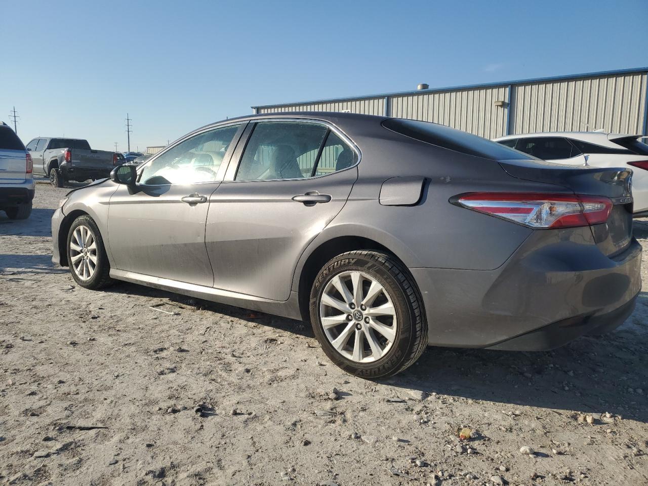 2018 TOYOTA CAMRY L - Image 2