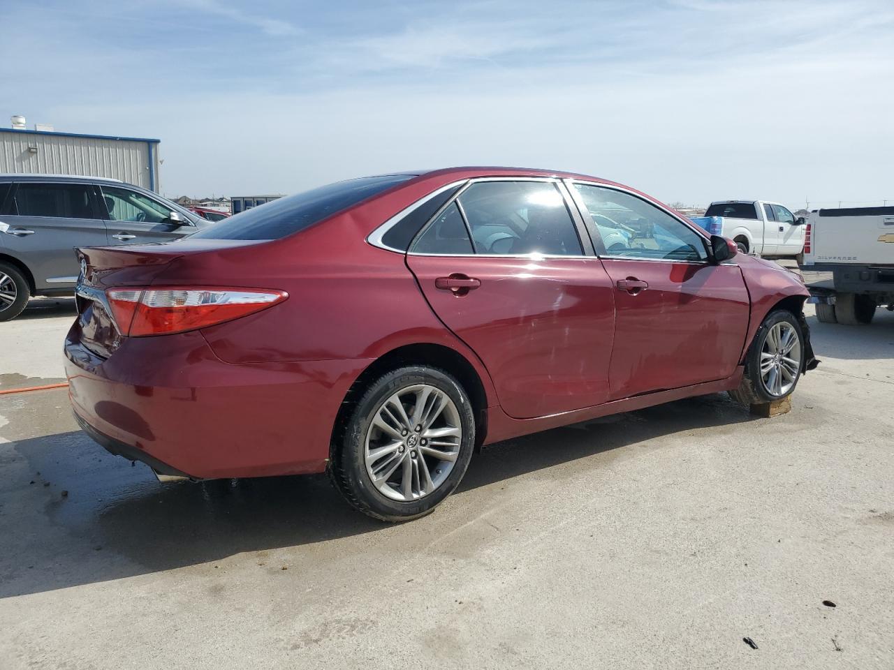2016 TOYOTA CAMRY LE - Фото 3