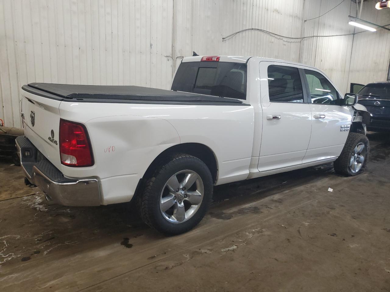 2015 RAM 1500 SLT - Image 3