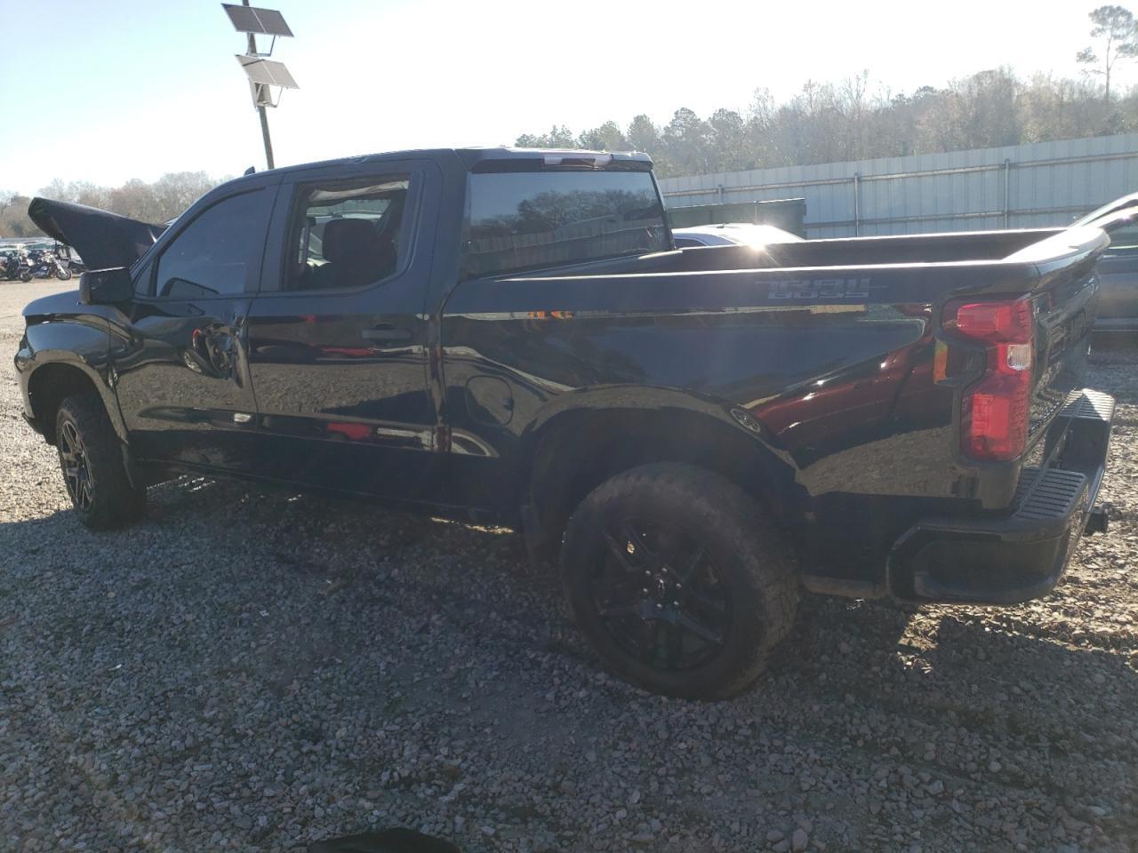 2024 CHEVROLET SILVERADO - Image 2