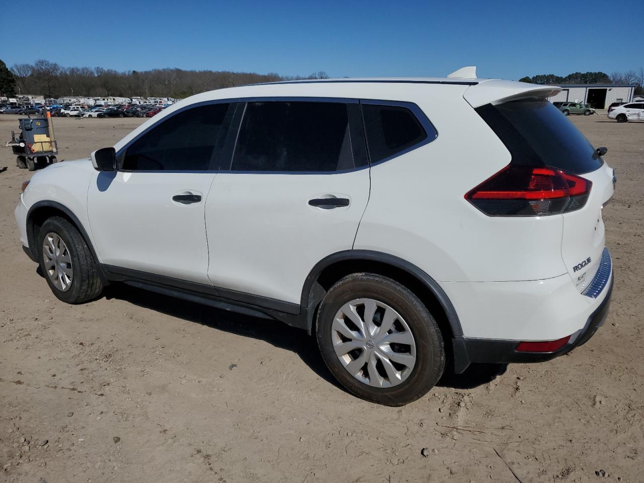 2018 NISSAN ROGUE S - Фото 2