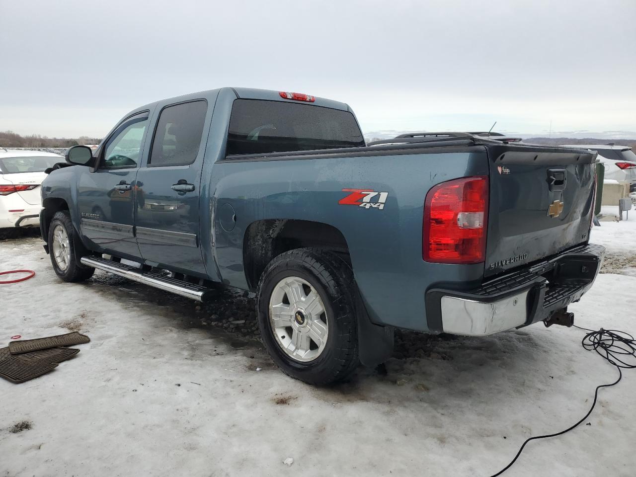 2013 CHEVROLET SILVERADO - Image 2