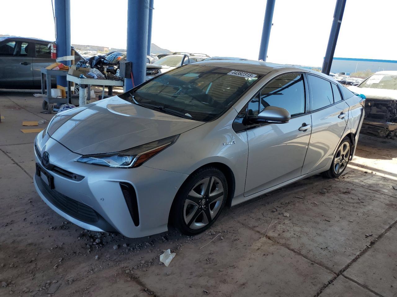 2019 TOYOTA PRIUS