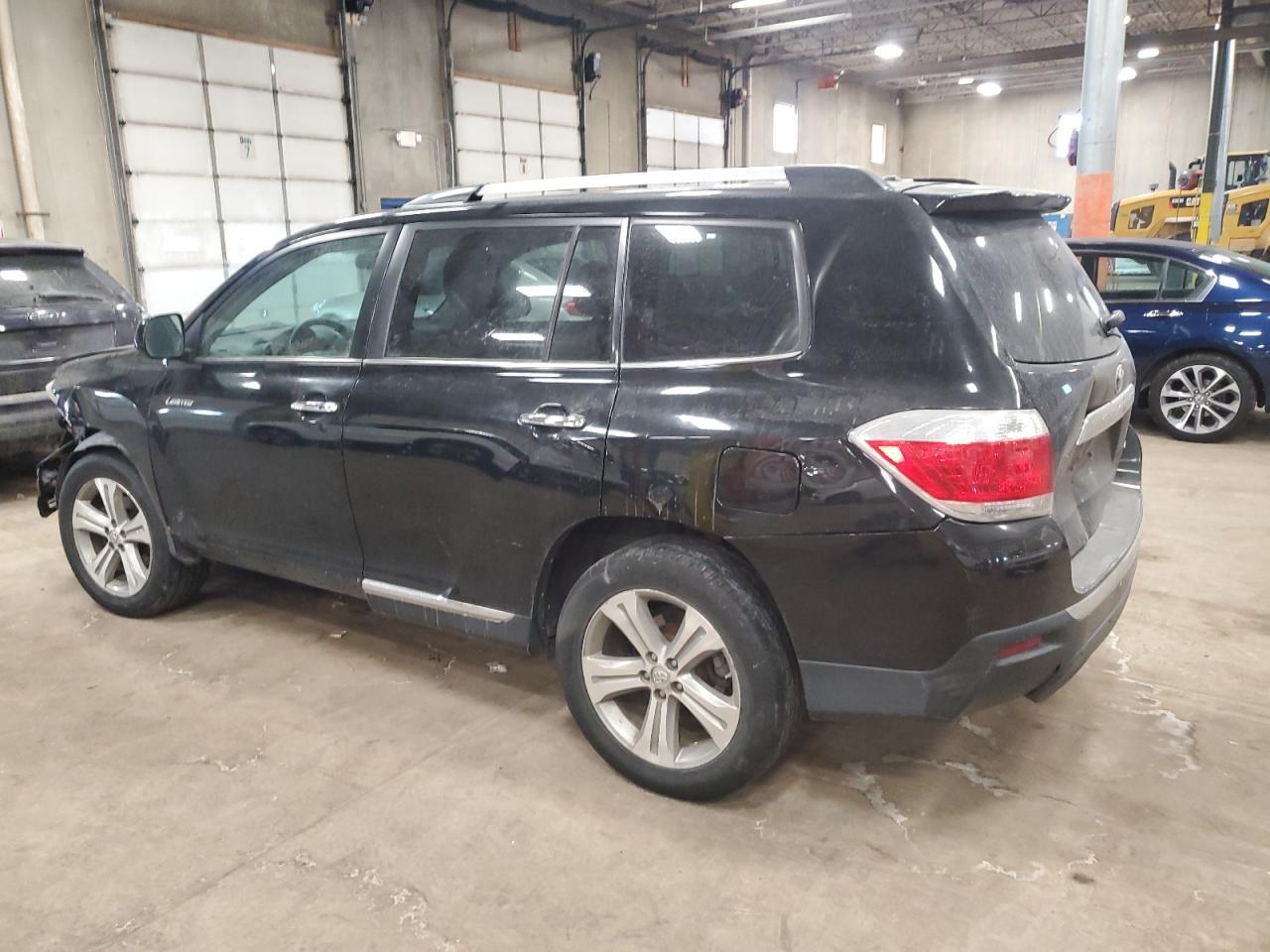 2011 TOYOTA HIGHLANDER - Фото 2
