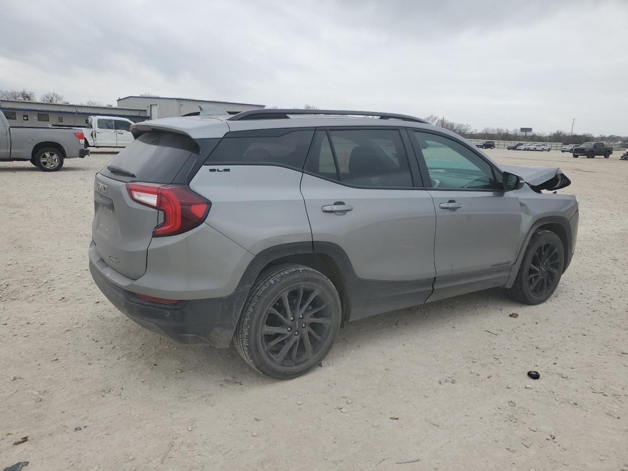 2023 GMC TERRAIN SL - Фото 3