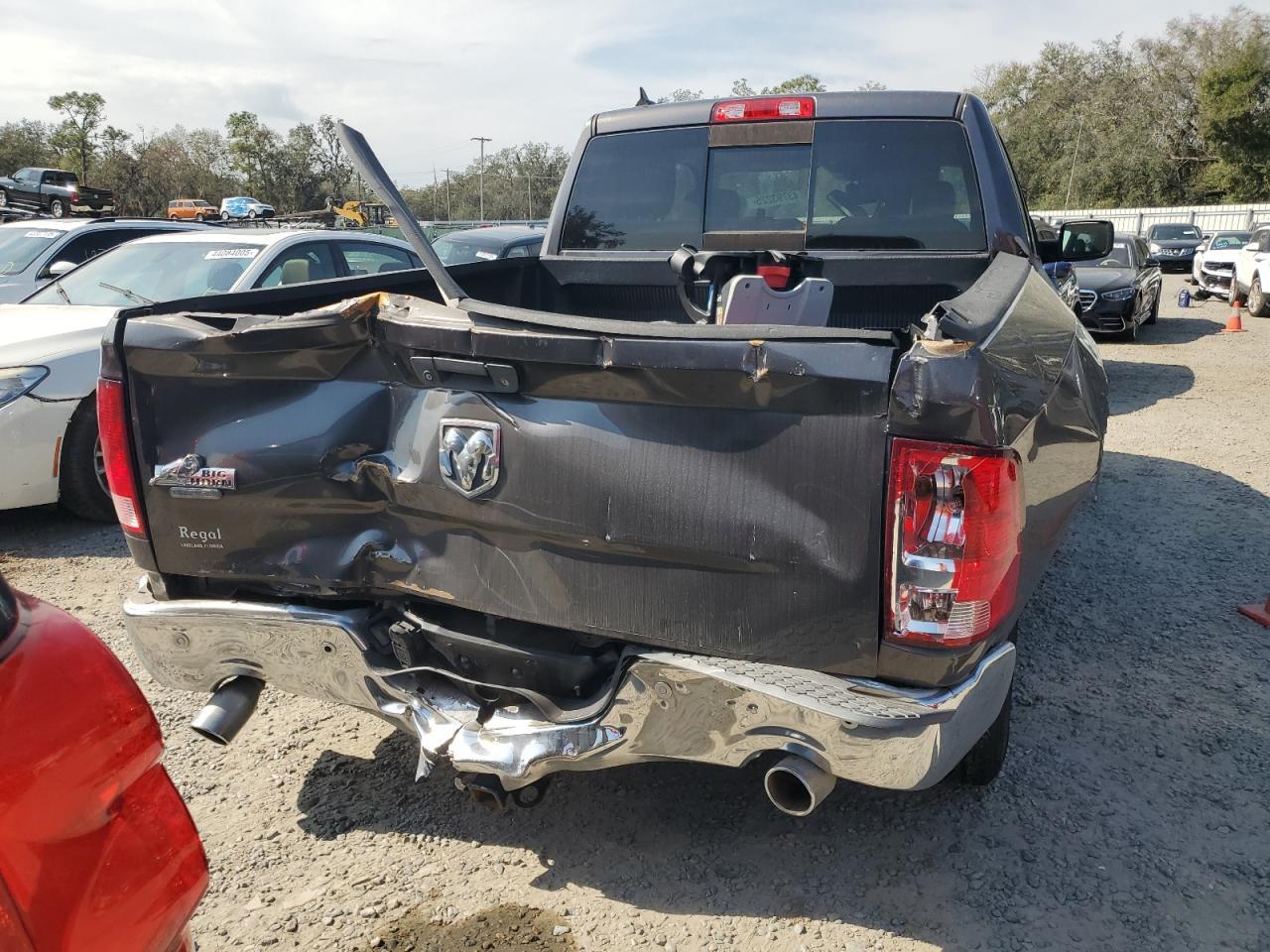 2014 RAM 1500 SLT - Image 6