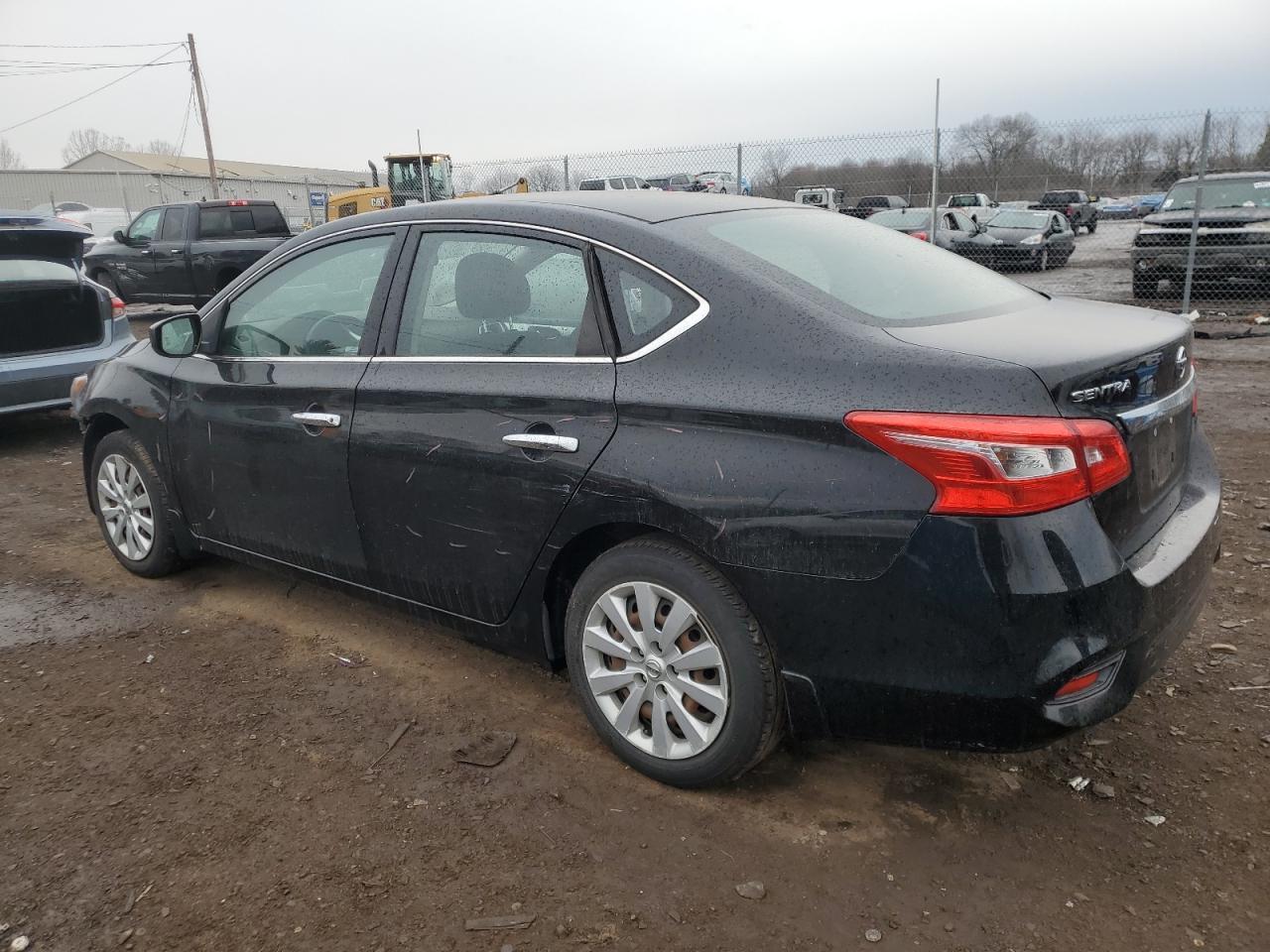2017 NISSAN SENTRA S - Фото 2